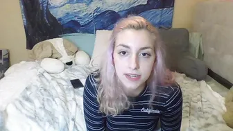 phoebe_rose Redheaded chick