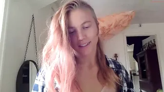 highpillows satisfied with sex toy