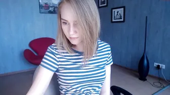 stretchinggirl charming babe masturbates with sex toy
