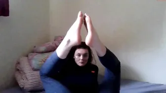 newcastlepanties fucks herself in red dildo