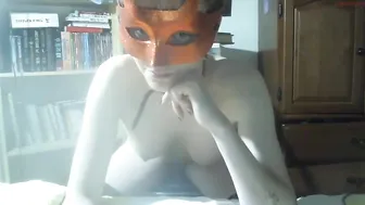 shark_kitty cute chick fucked by sex toy