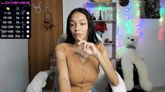 keygr05 feral bitches masturbate cunt and cum