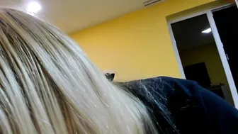 sexy_luna69 dark chick seduces with big shapes