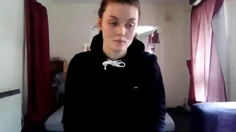 newcastlepanties beautiful lady shows gorgeous body