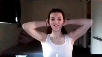 newcastlepanties Sultry brunette