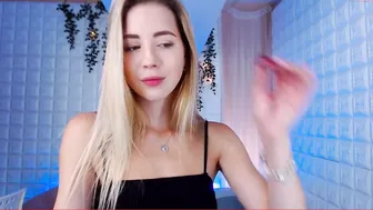 emmi_rosee cum from vibrator