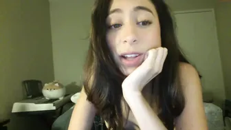 suckerydoool black-haired beauty fucks juicy crevices