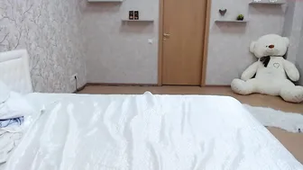 girl_of_yourdreams cute bitch shows off her gorgeous body