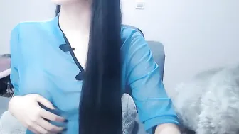 cute_dami cute lady gently massages pussy
