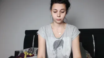 small_angels harlot posing in pantyhose