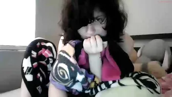 xx_buggy wild confused jumps on sex toy