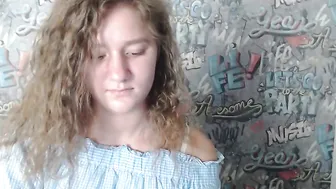helen_lee impressive babe dancing striptease