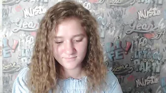 helen_lee sexy chickens caress excited nipples