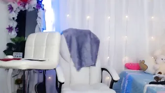 fay_miller2 petite hottie passionately jerks off her cunt