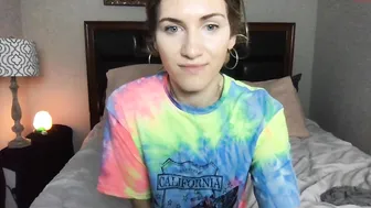 daddysbabybird busty chick caresses shaved pussy