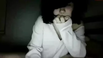 xx_buggy greedily fucks herself with a toy