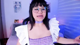 lila_moon_ attractive slut is content with a rubber dick