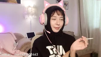 b_meow chic orgasm