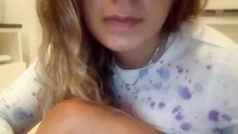 6persiankitty9 attractive model entertains erotic shows