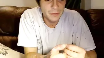 finandfern elegant slut takes off her underwear