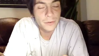 finandfern elegant slut takes off her underwear