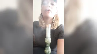 mia malkova onlyfans cute milf fucks shaved cunt