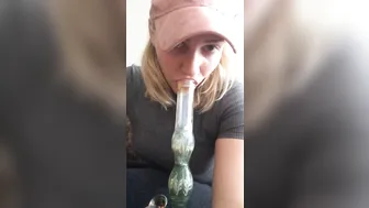 mia malkova onlyfans cute milf fucks shaved cunt