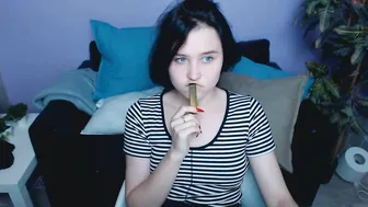 alice_charm sucks rubber penis