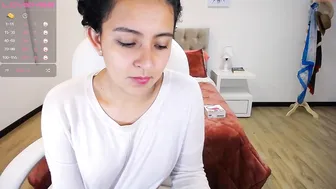 violet_honey18 shy girl exposes beautiful tits