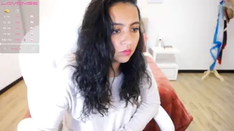 violet_honey18 multiple videos of her cumming