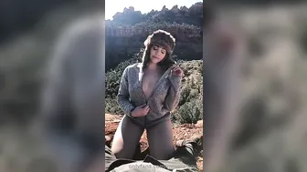 mia malkova onlyfans beautiful blonde girl shows naked body