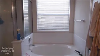 myskylarrae onlyfans shy slut with a nice ass fucks pussy