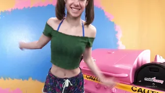 university liz onlyfans red-haired bitch jerks off pussy with sex toy