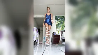 tall tasha onlyfans sultry woman fiercely jerks her pussy