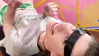 university liz onlyfans juicy chick fingers her shaved holes