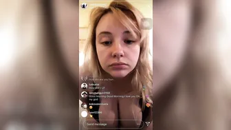 victoryaxo onlyfans takes off her panties