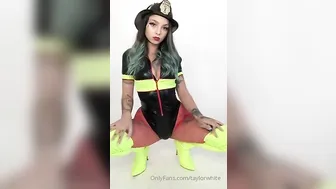 taylor white onlyfans Appetizing lady