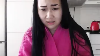 madeinmother_lii Cute brunette sucking dick