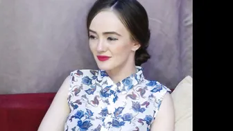 meganiex old woman fucks herself with two toys in both holes