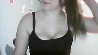 kierranicole18 Luxurious lady boldly hammering her ass