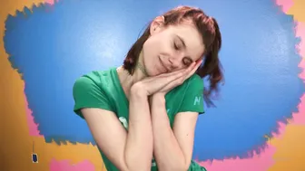 university liz onlyfans young bitch fucks herself with sex toys