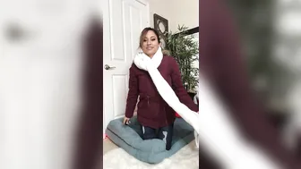 reena sky onlyfans magnificent queen jumping on sex toy