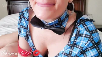 hotwife78 onlyfans busty hottie fucks handjob cunt