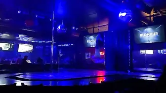 orenda onlyfans hot beast jerking her shaved cunt