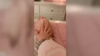 blondedomgirl onlyfans spectacular devil smartly jerks off her dildo