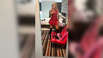 blondedomgirl onlyfans flexible chick heartily exercises its holes