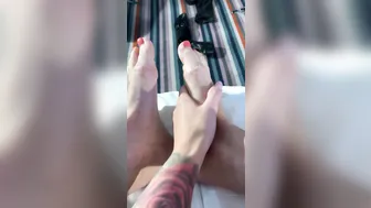 blondedomgirl onlyfans luxurious blonde straddled sex toy