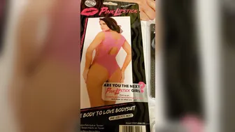 hotwife78 onlyfans modest babe tickles clit