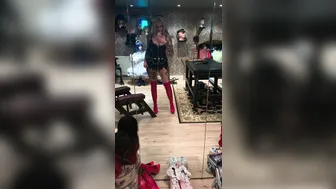 blondedomgirl onlyfans cute brunette with natural tits chatting in fries