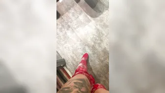 blondedomgirl onlyfans spicy chick exposes sexy body
